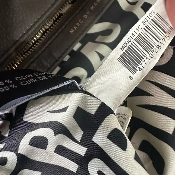 ★ EUC Marc Jacobs Pebble Leather Gray Crossbody Handbag Purse‎